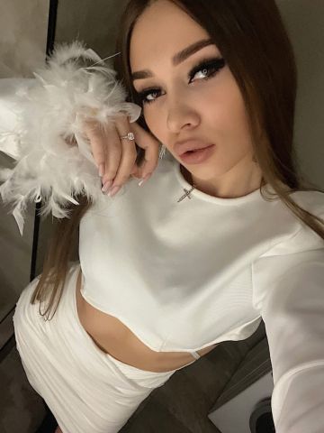 Проститутка Хана